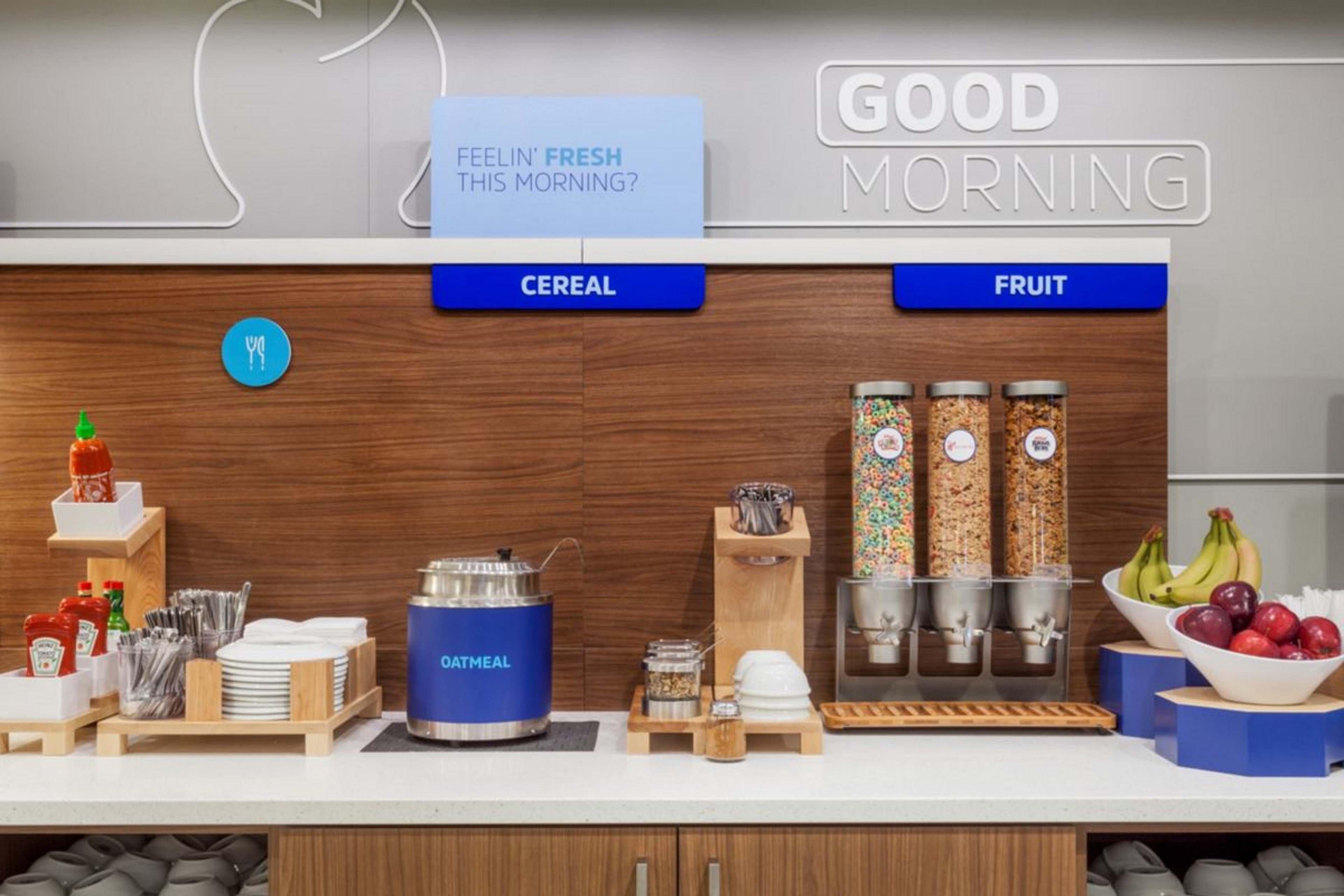 Holiday Inn Express Kansas City - At The Legends! By Ihg Bonner Springs Eksteriør billede