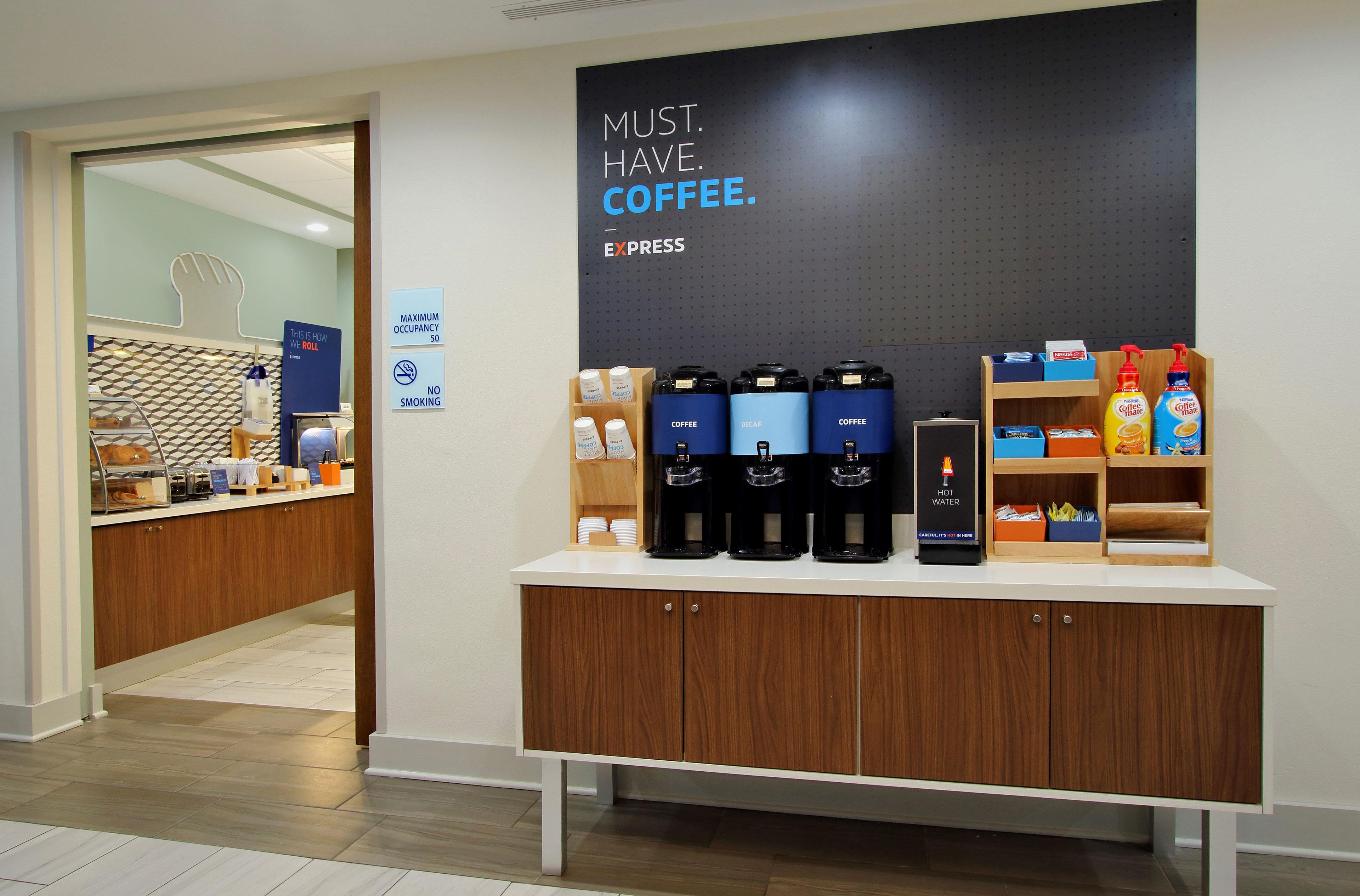 Holiday Inn Express Kansas City - At The Legends! By Ihg Bonner Springs Eksteriør billede